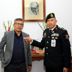 Pinning Ceremony on Armed Forces Flag Day Fund, 2025