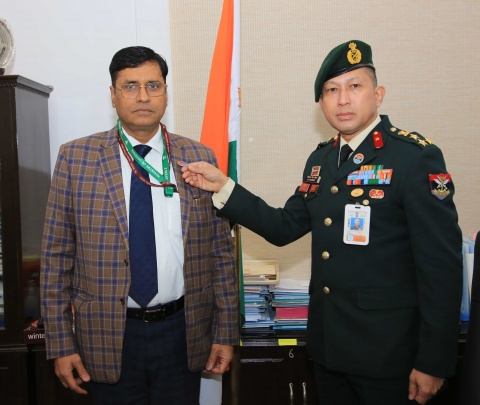 Pinning Ceremony on Armed Forces Flag Day Fund, 2025